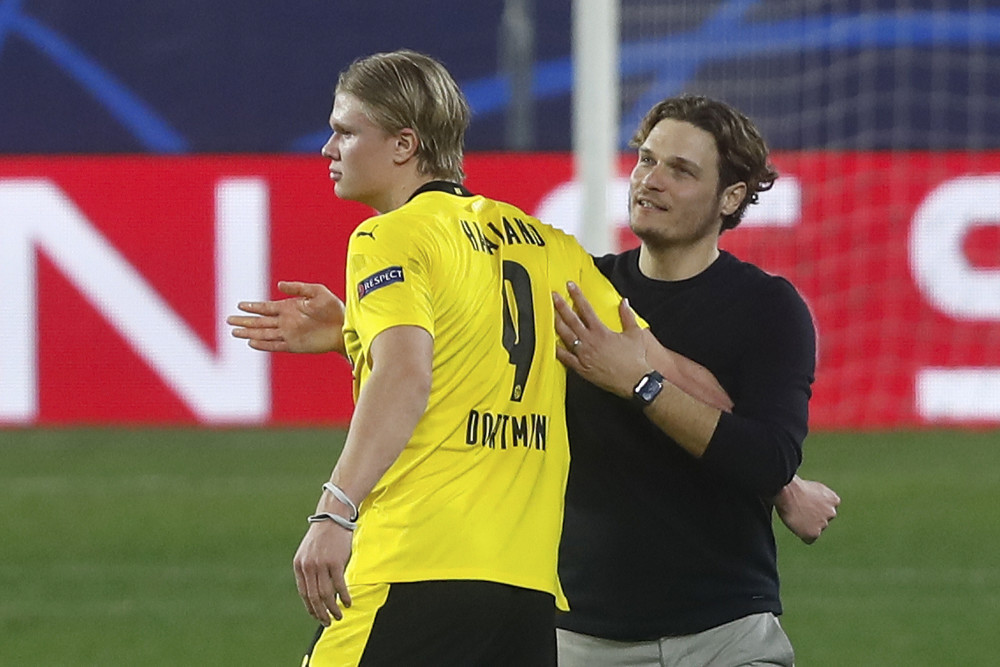 也让他在场 也让他在场