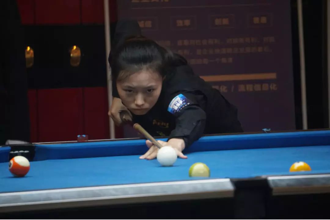 仅技惊四座 仅技惊四座