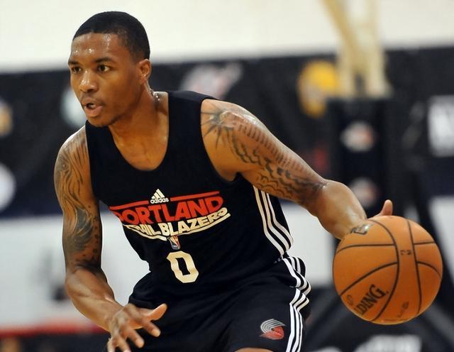 客场取胜 客场取胜